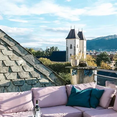 Spacious Penthouse With Grand Terrace Apartment *