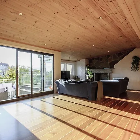 Apartman Spacious Penthouse With Grand Terrace *